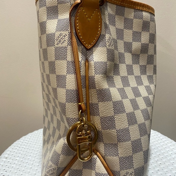 Louis Vuitton Delightful Damier NM PM Handbag - Picture 3 of 5